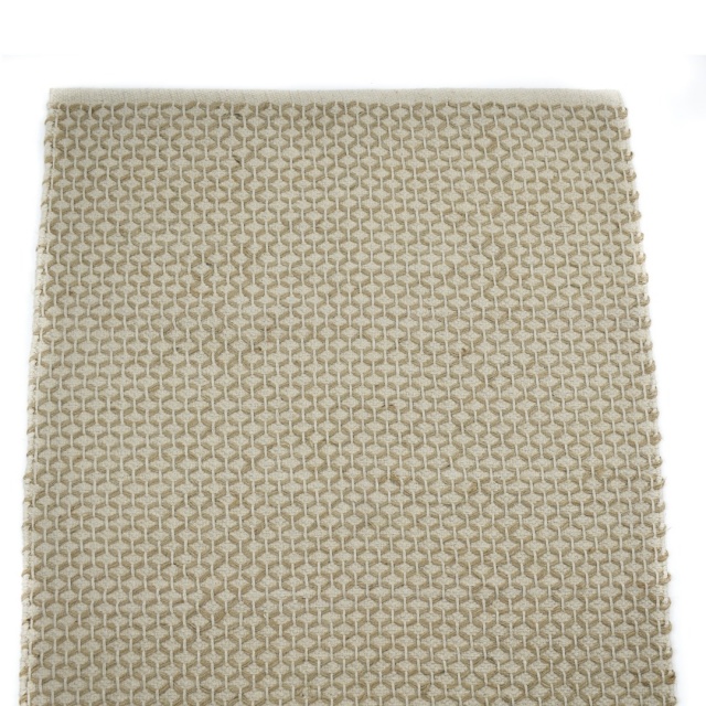 80% Cotton 20% Jute threaded pattern textured rug  Size: 70cm x 120cm