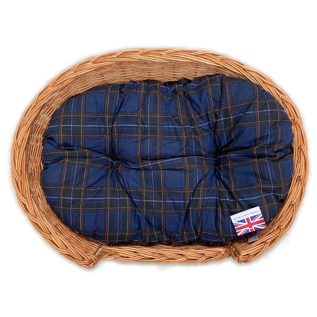 Willow Wicker Dog or Cat Bed Basket With Plush Cushion Liner