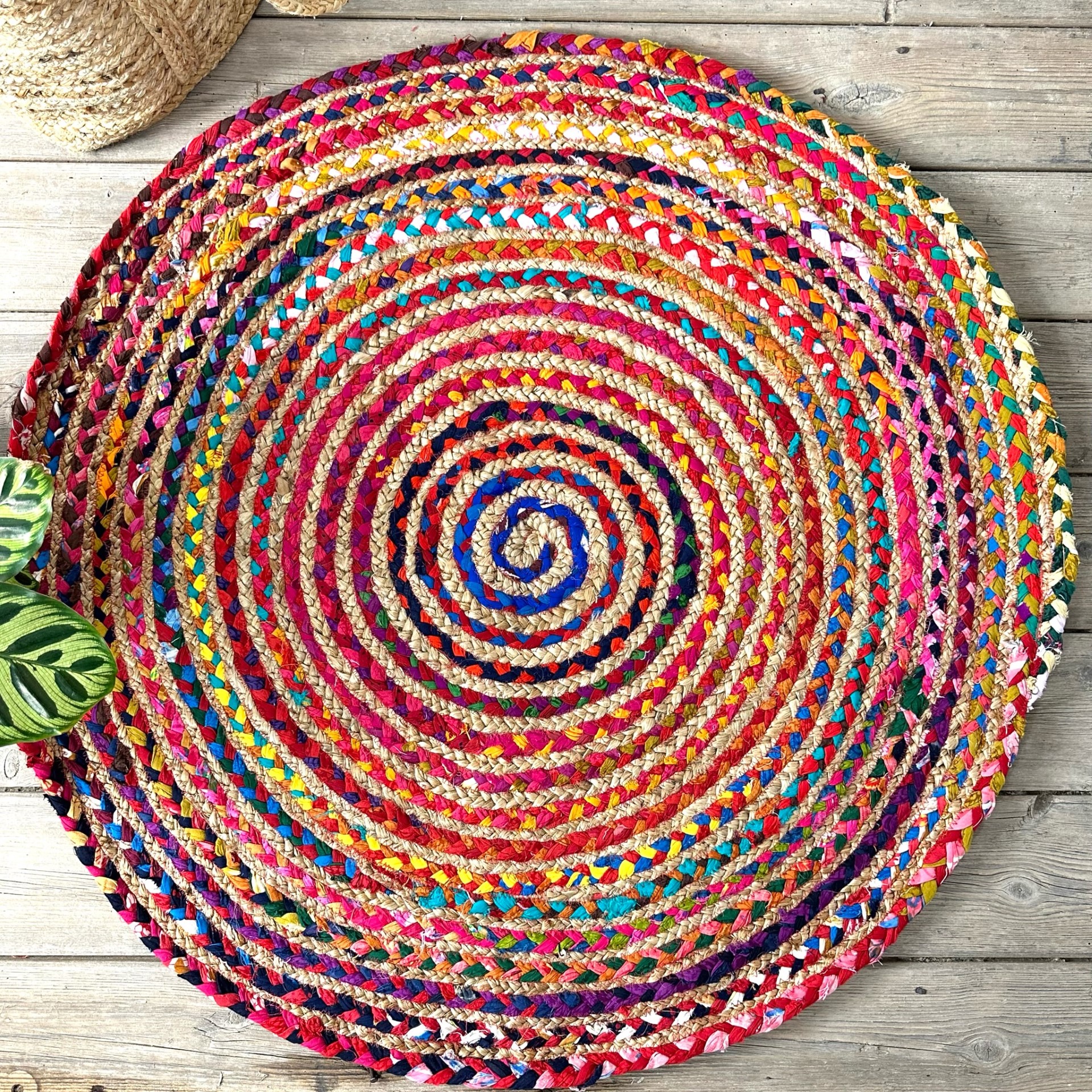 Round Multi-Coloured Cotton and Jute Braided Rag Rug Recycled Materials ...