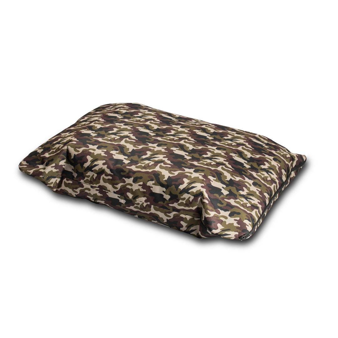 Action camouflage durable dog bed Fully waterproof, with a waterproof zip