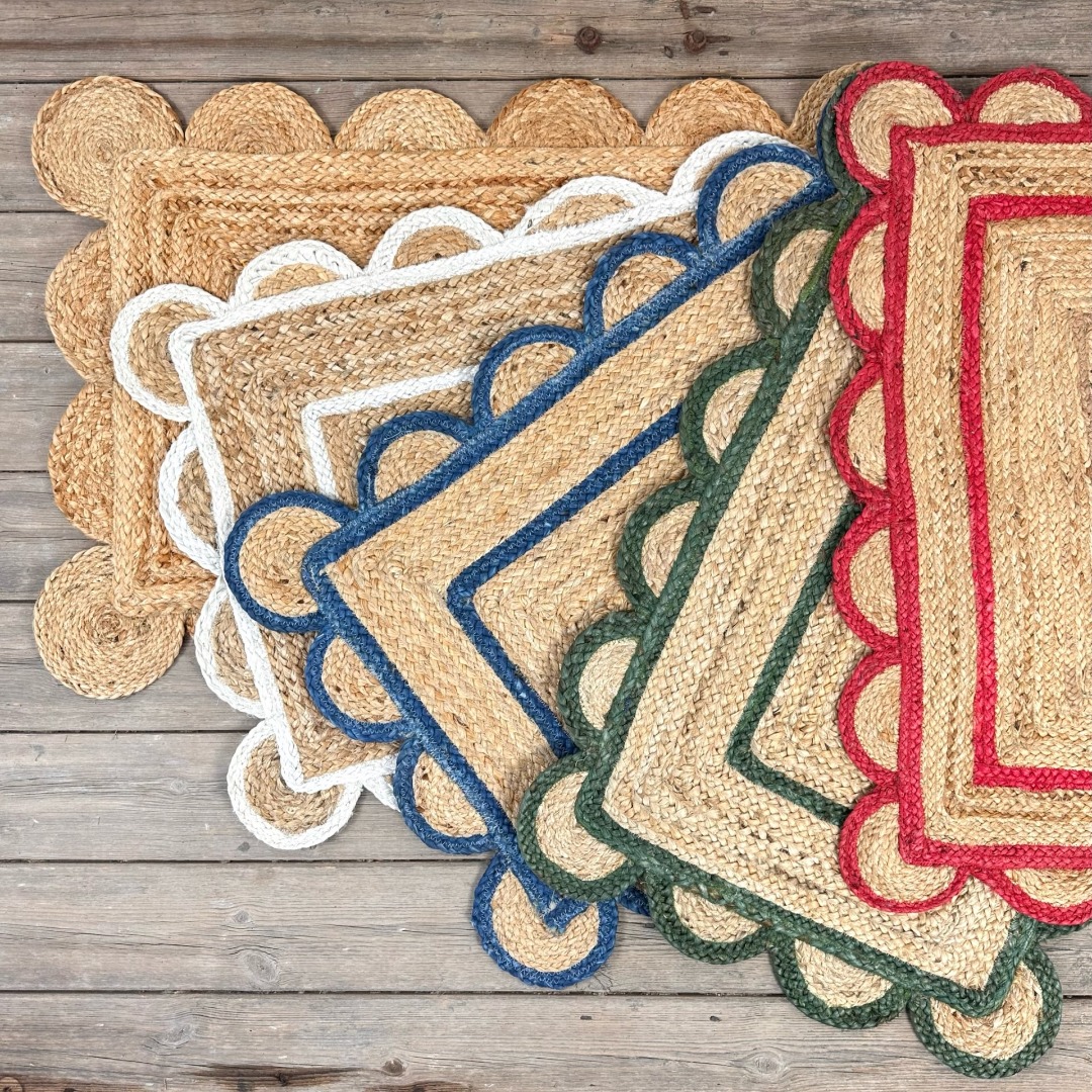 Small rectangle Jute rugs with scallop edge and coloured frame Size: 60cm x 90cm