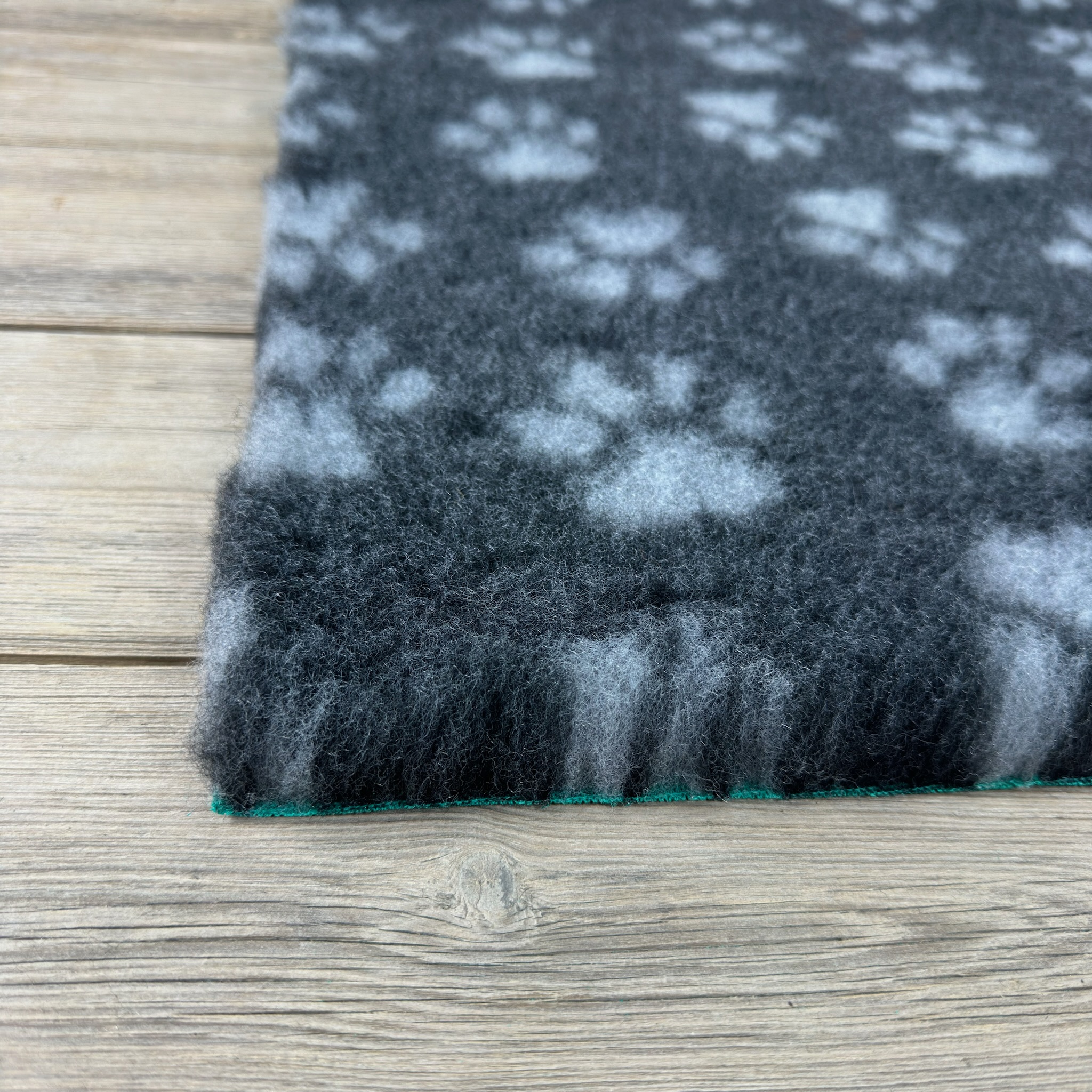 Charcoal Grey Paw vet bedding,vet bed Traditional Green Back cut in