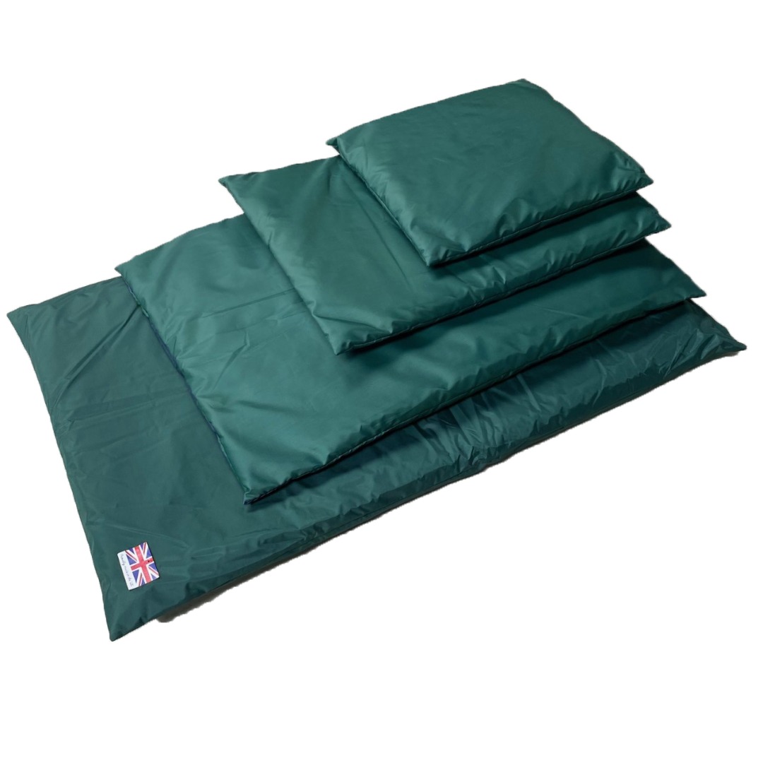 Green Dog Bed Cage Crate Car  Mat  Waterproof Tough Pad removable zip-fastened cover UK MADE